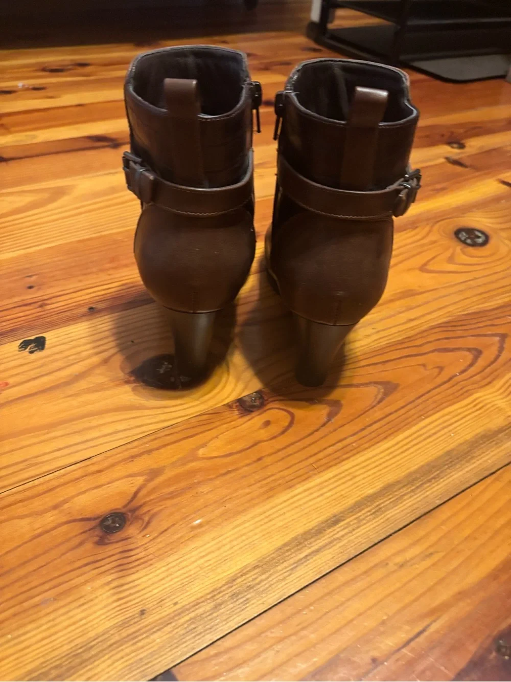 Life Stride Brown Leather Ankle Booties